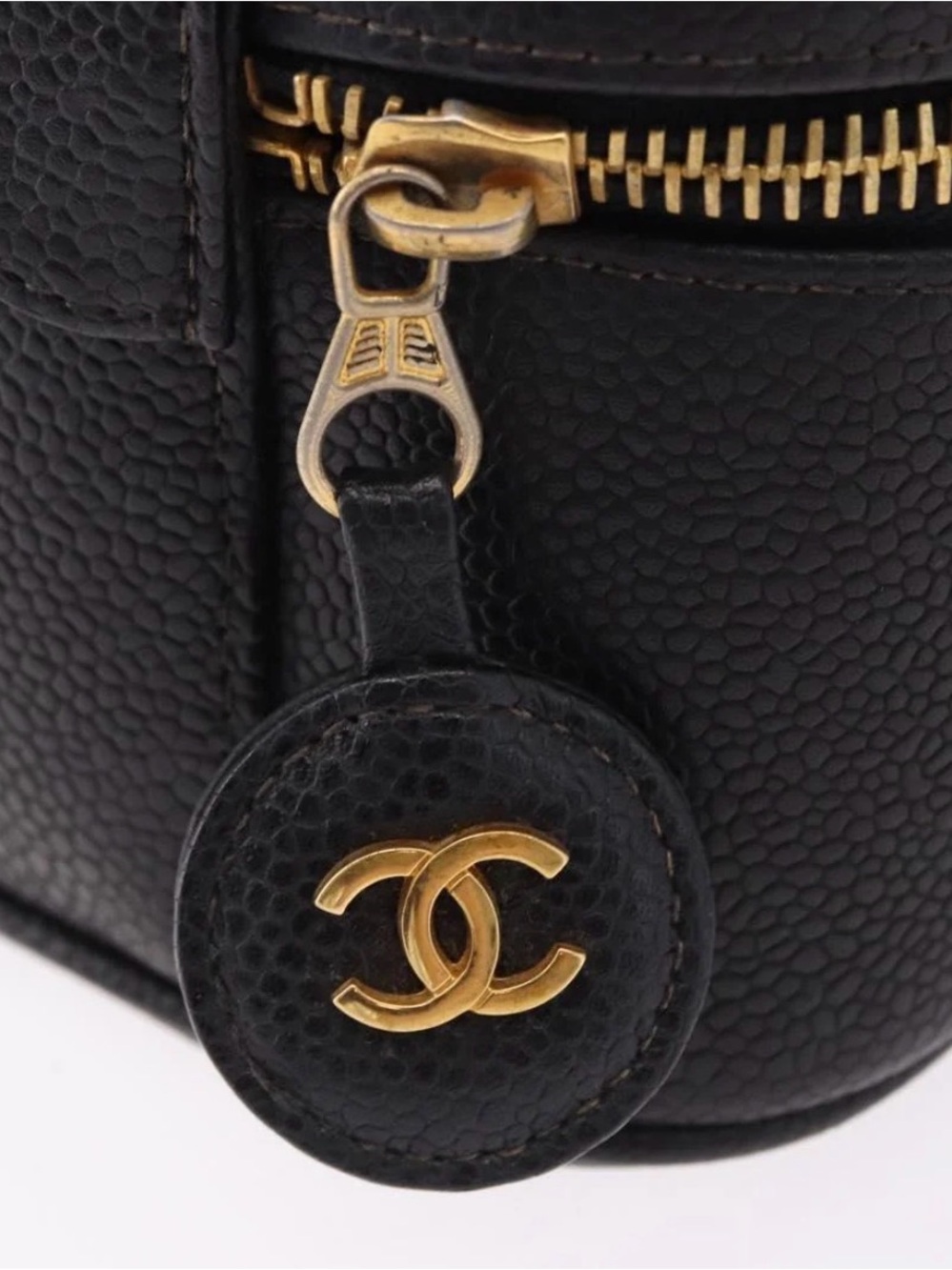 CHANEL Vanity Bag - Picture 7 of 12